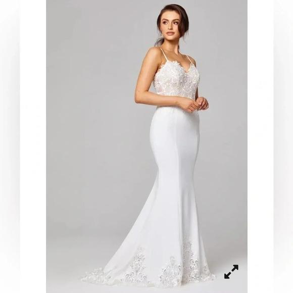 Tania Olsen White Wedding Dress ELISE TC318 Size 0 - Picture 2 of 9